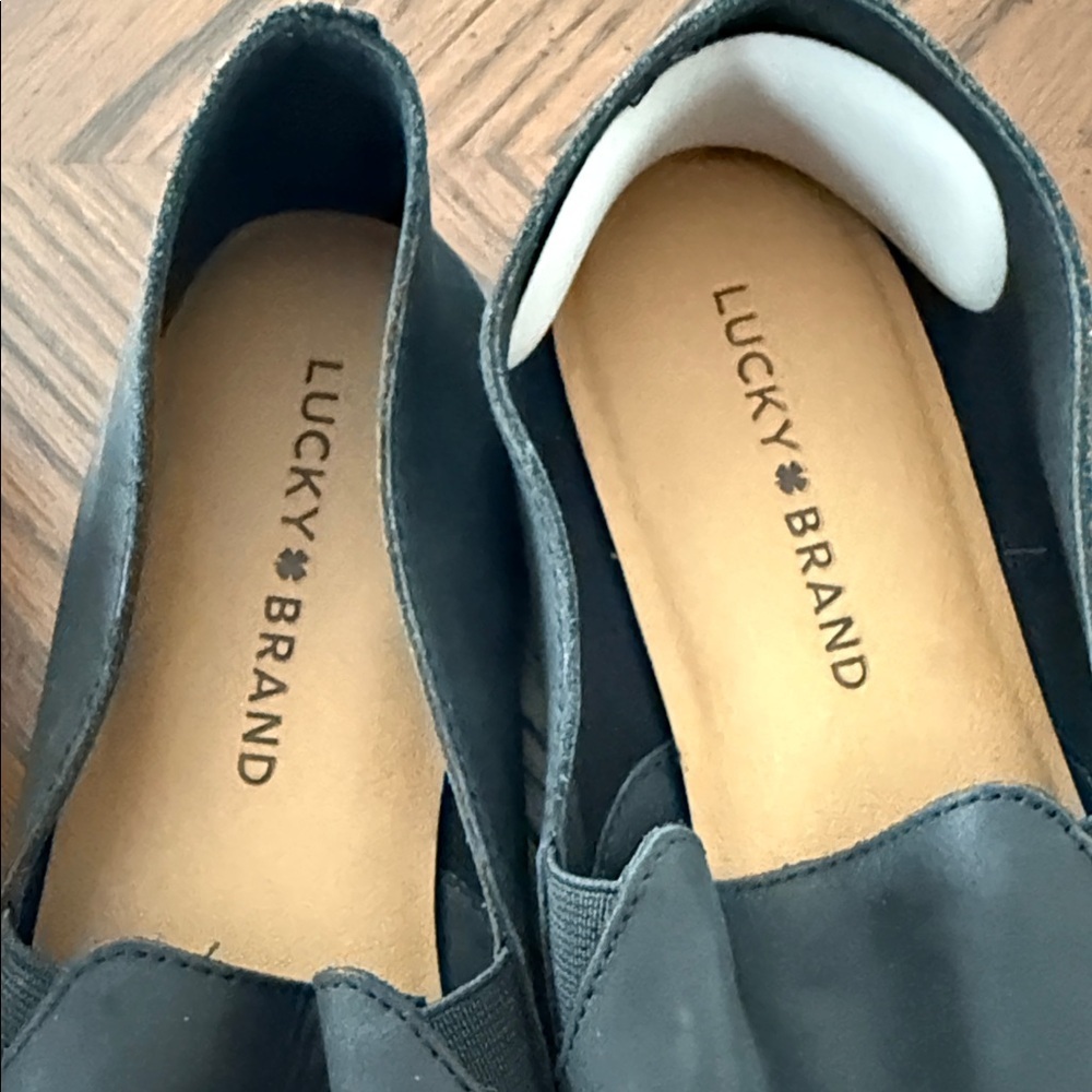 Tommy Bahama Mia, Lucky brand, and fly flot Slip-On Shoes - Picture 4 of 6